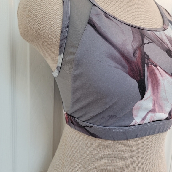2/$20 Fabletics Camryn Floral Sports Bra - Picture 5 of 11